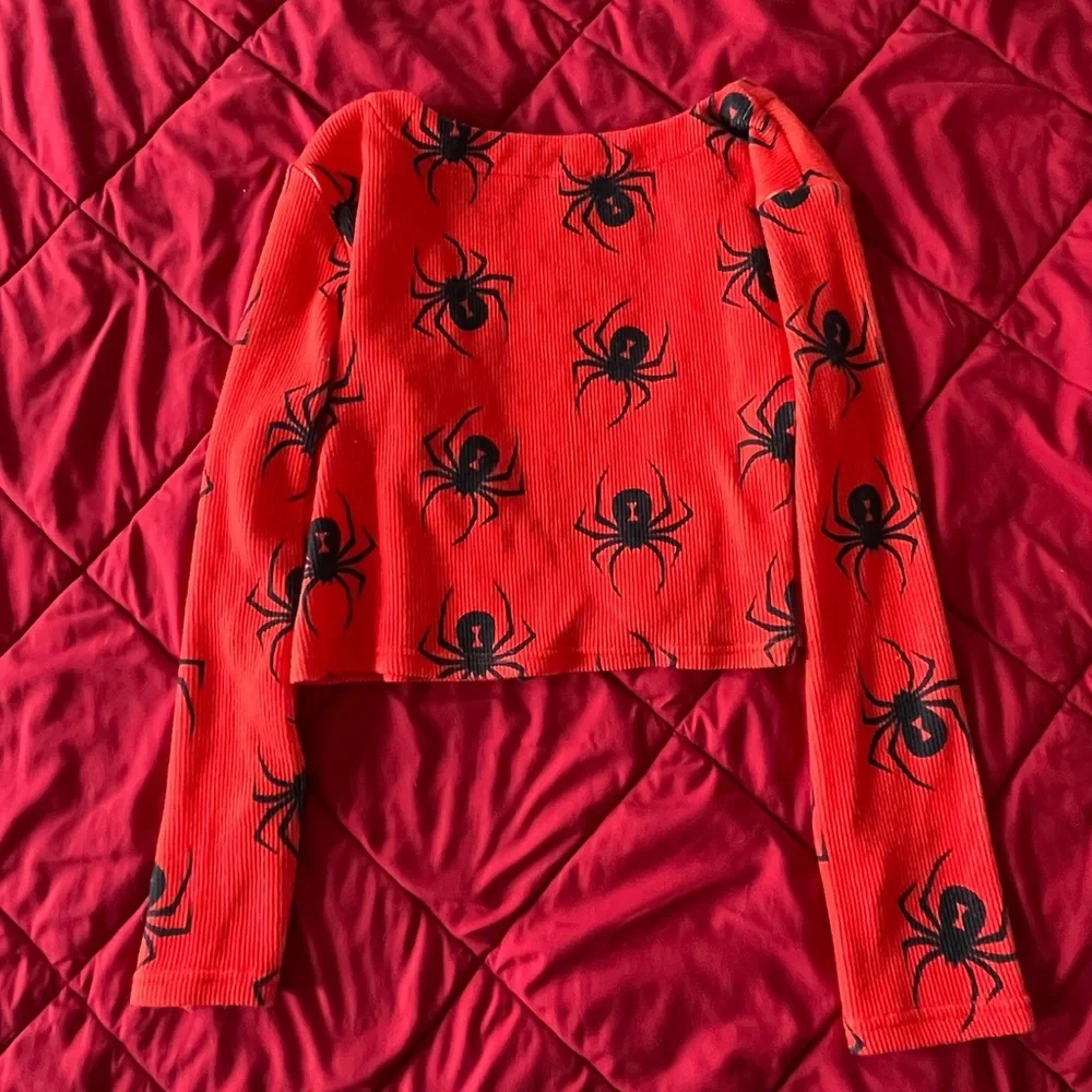 Tunnel Vision Red Widow Print Cardigan - Picture 3 of 5